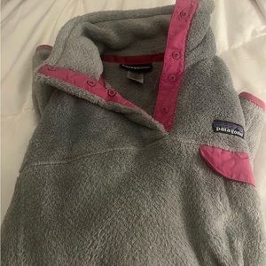 Patagonia gray and pink pullover